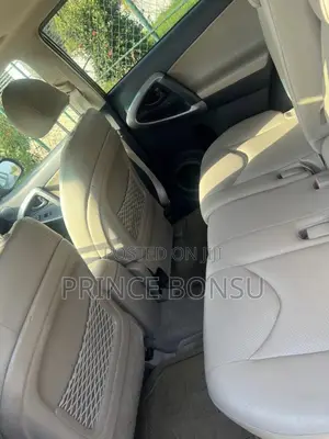 Toyota RAV4 2011 Black