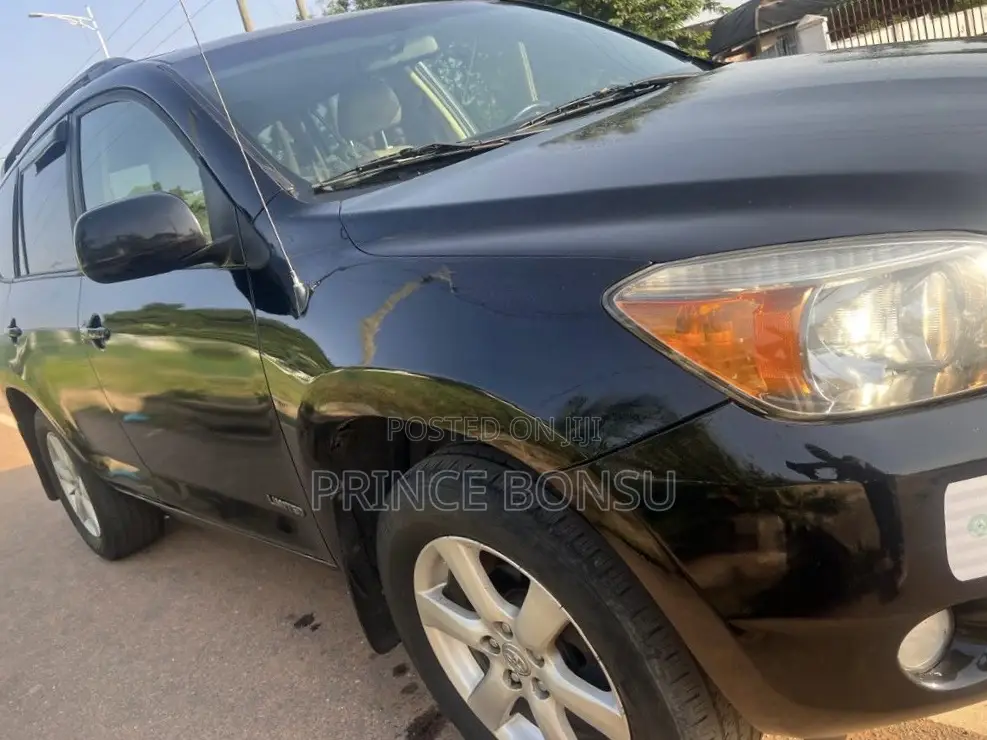Toyota RAV4 2011 Black