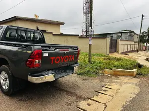 Toyota Hilux Revo Double Cab Deisel 2.4 RWD 2018 Gray