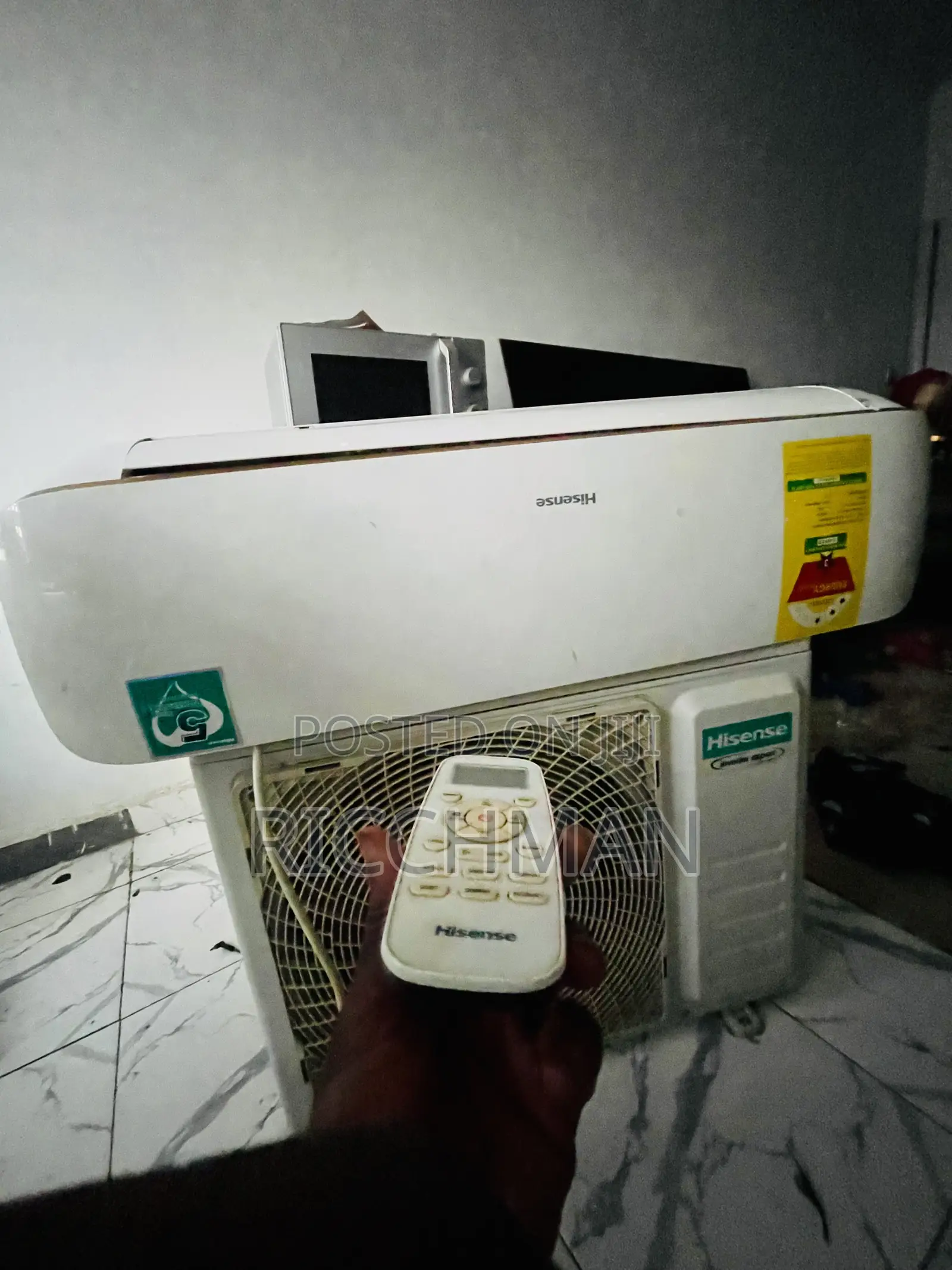 Hisense 2.0hp Split Inverter Air Conditioner