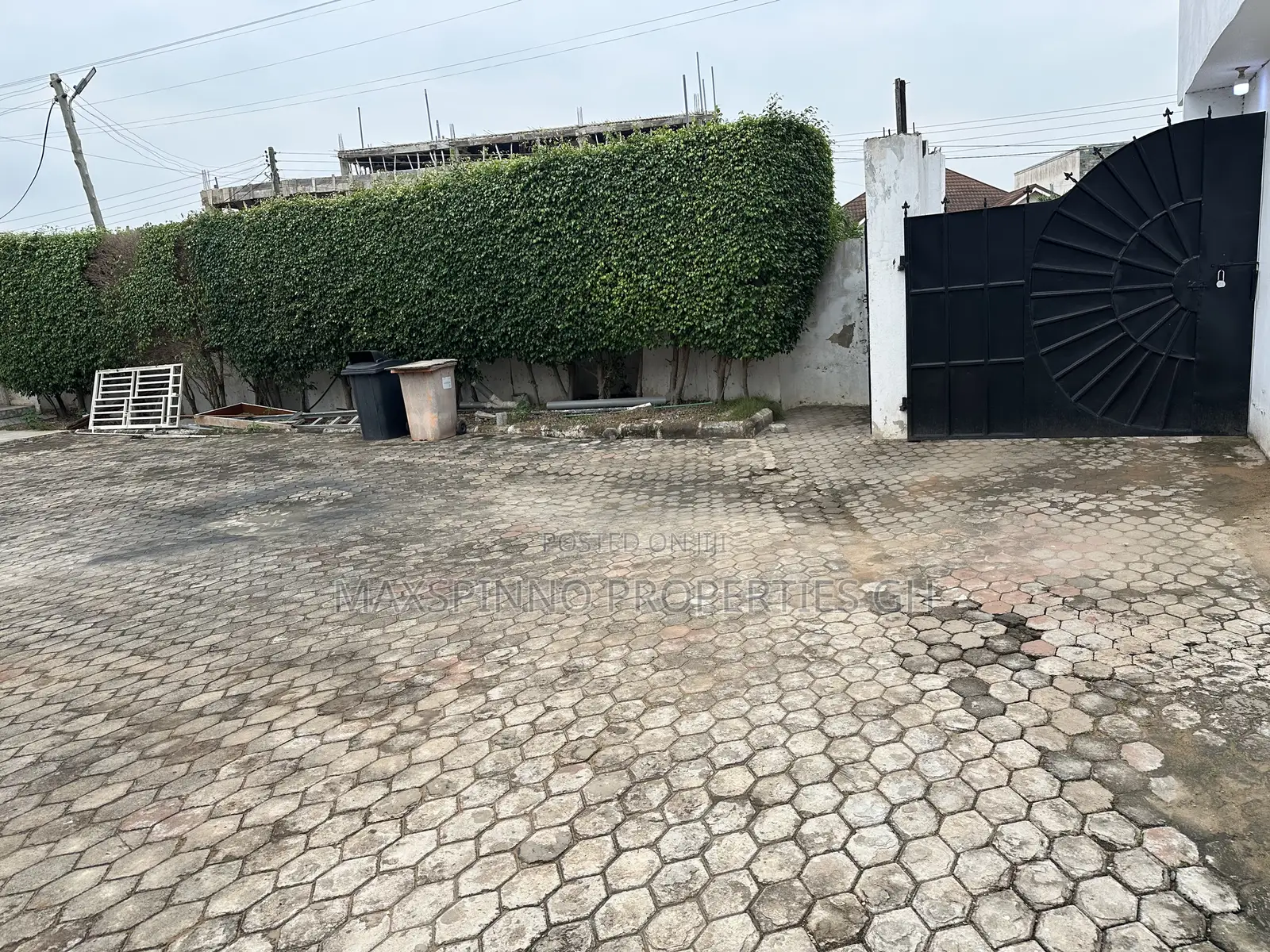 1bdrm Apartment in Maxspinno Properties, School Junction for rent