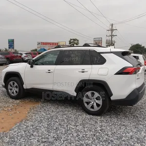 Toyota RAV4 2020 White