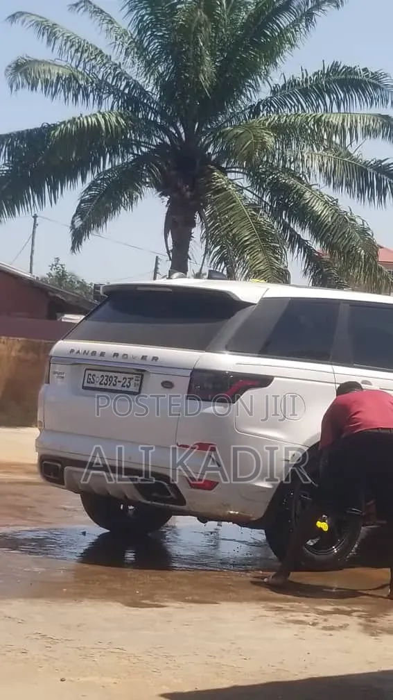 Land Rover Range Rover 2017 White