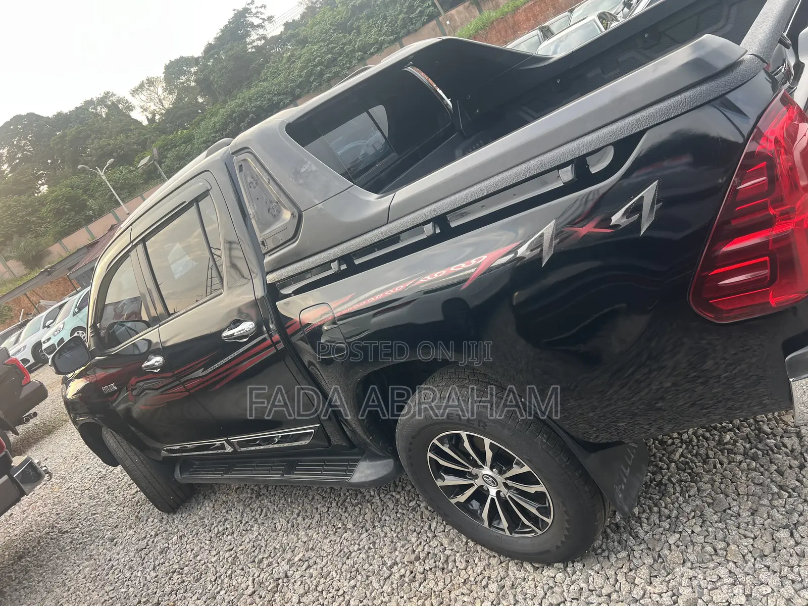Toyota Hilux 2017 Black