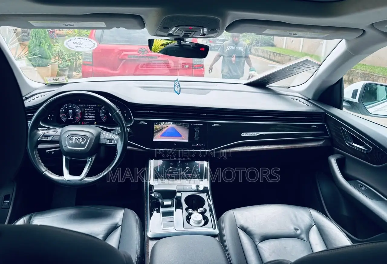 Audi Q8 Premium Plus 2024 White