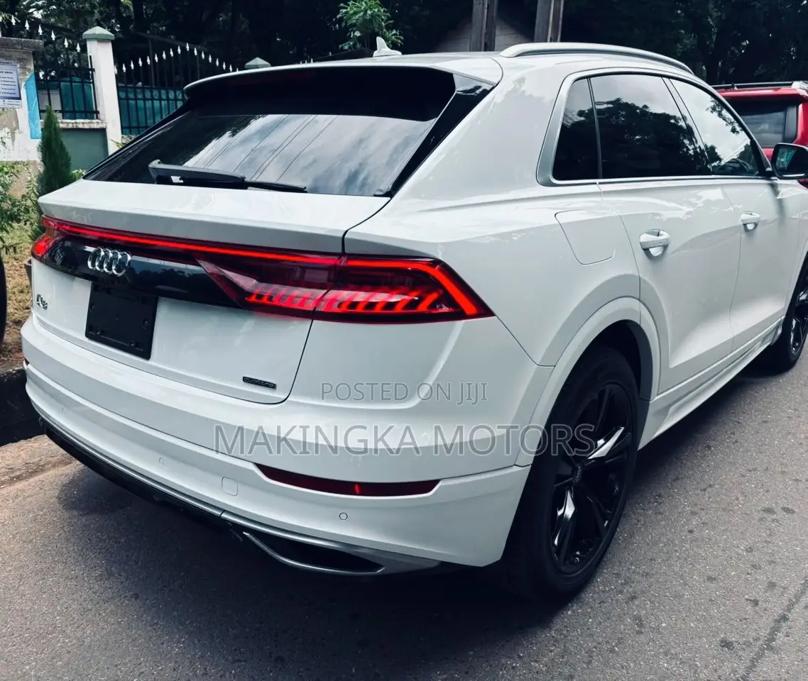 Audi Q8 Premium Plus 2024 White