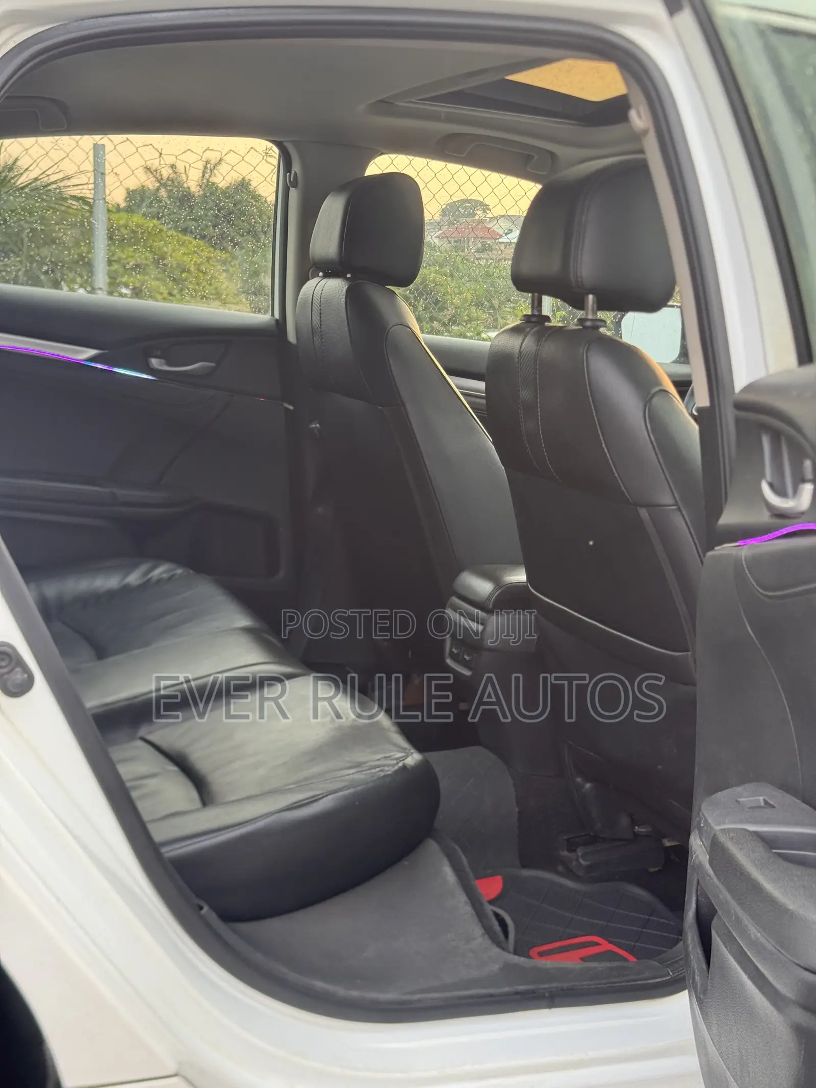 Honda Civic Touring 4dr Sedan (1.5L 4cyl) 2016 White