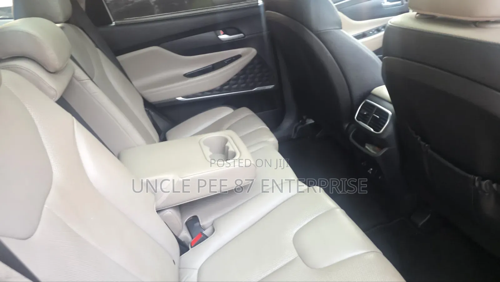 Hyundai Santa Fe 2021 Red