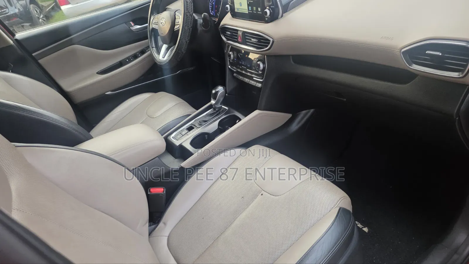 Hyundai Santa Fe 2021 Red