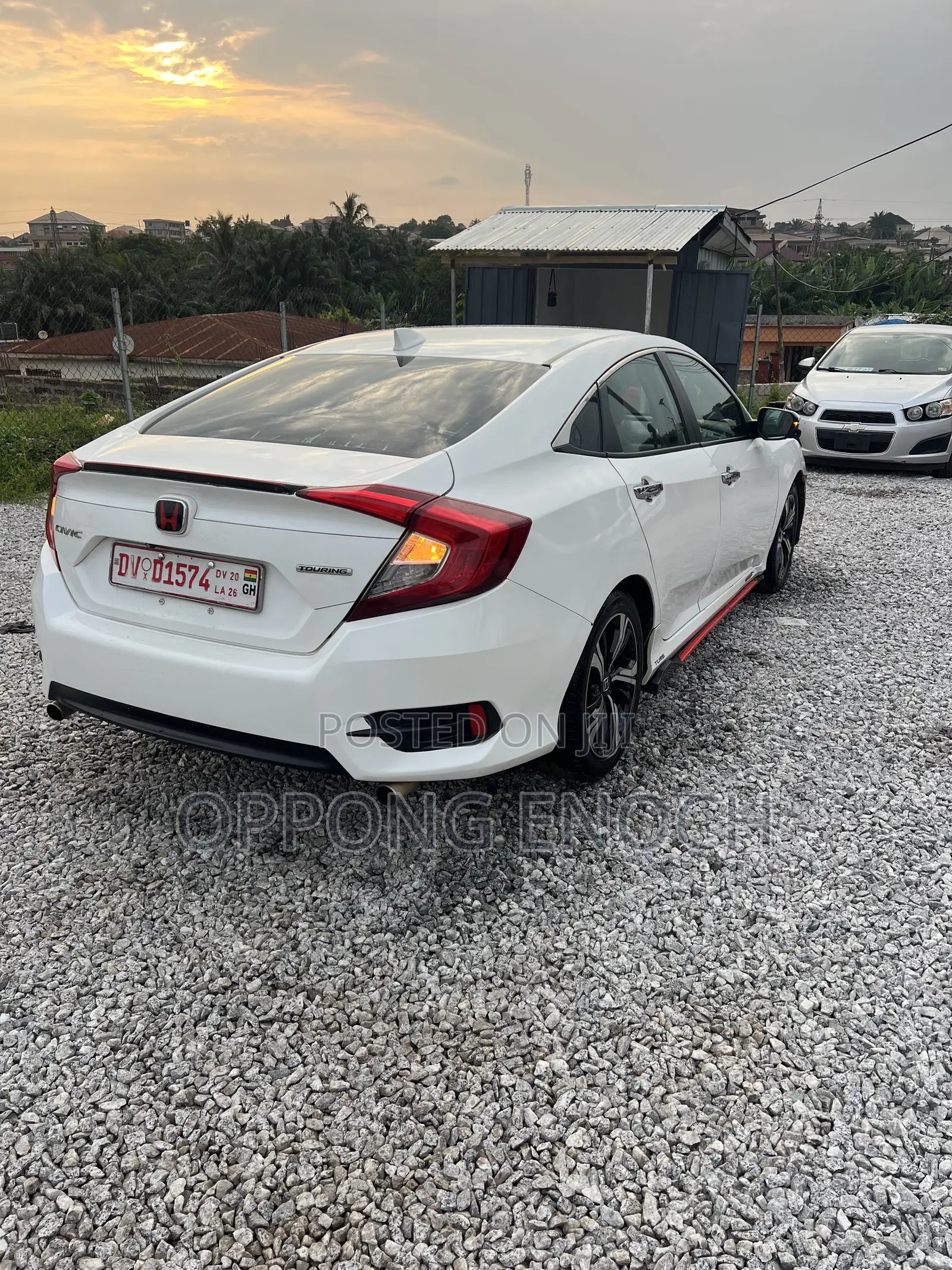 Honda Civic Sport Touring 4dr Hatchback (1.5L 4cyl) 2017 White