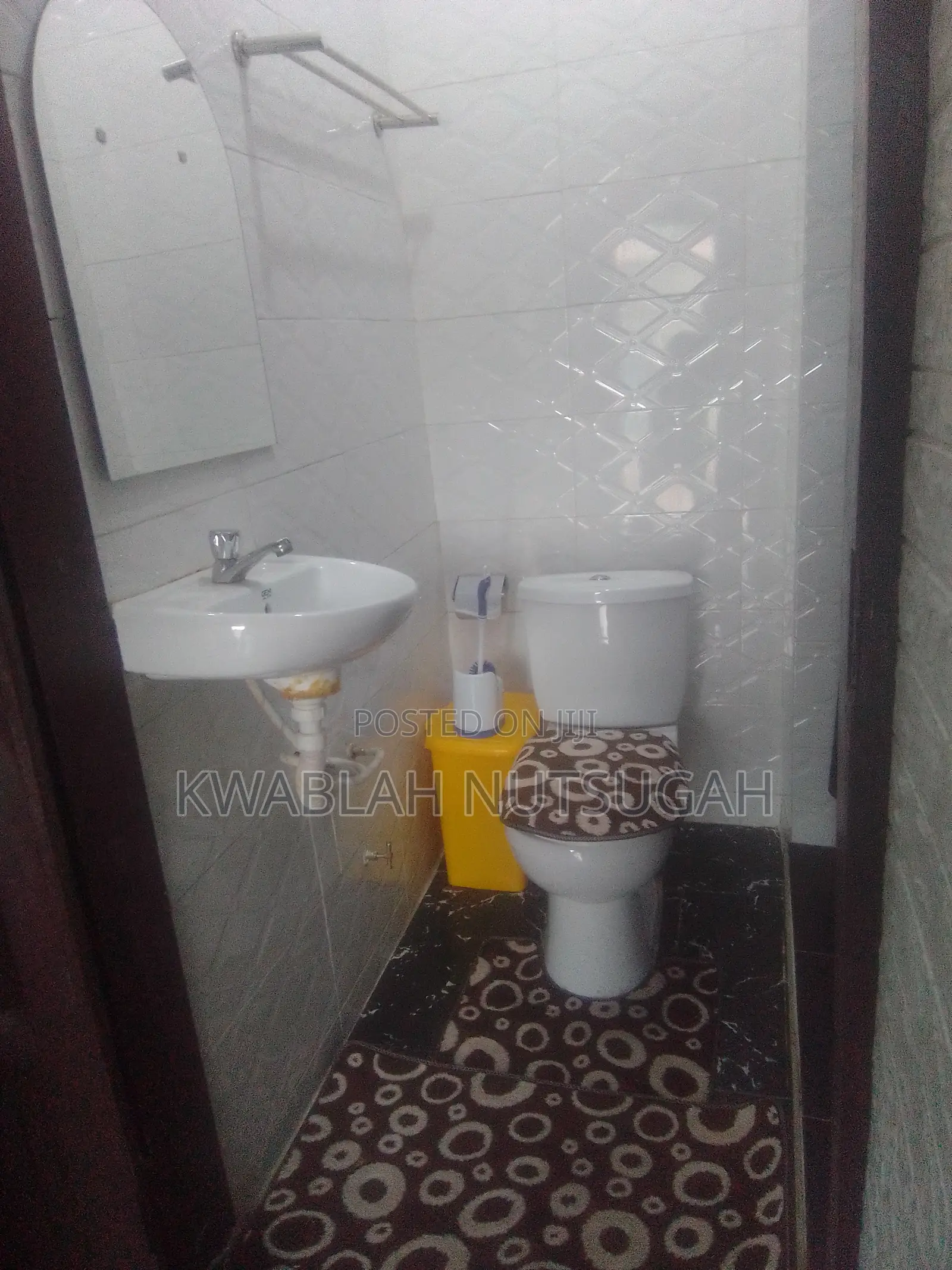 Nice Furnished Single Room Apartment for Short Stay at Nungua Barrier