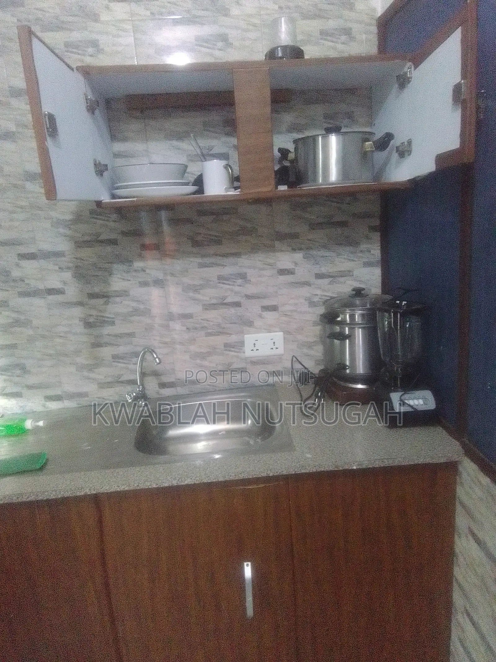 Nice Furnished Single Room Apartment for Short Stay at Nungua Barrier