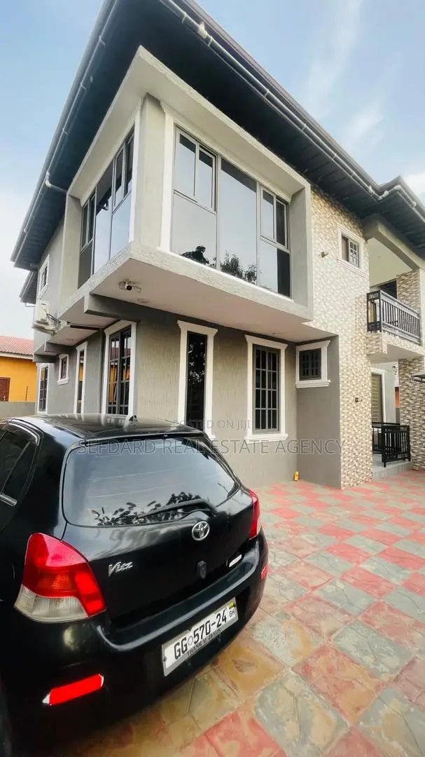 4bdrm Duplex in Sefdard Properties, Amasaman for sale
