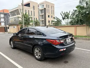 Hyundai Sonata GLS Sedan FWD (2.4L 4cyl 6A) 2013 Blue