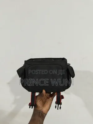 Commander DSLR Camera Bag – Almost New