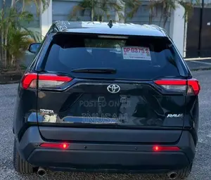 Toyota RAV4 Limited AWD 2023 Black