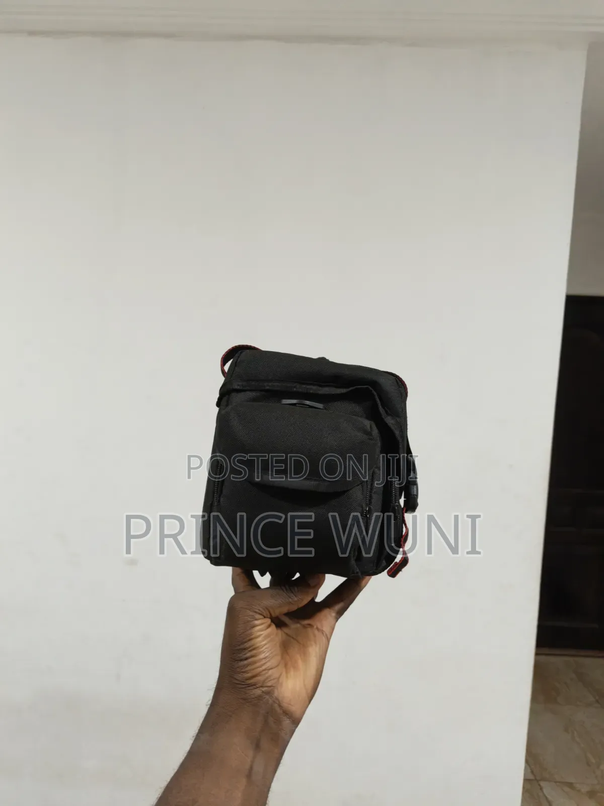 Commander DSLR Camera Bag – Almost New