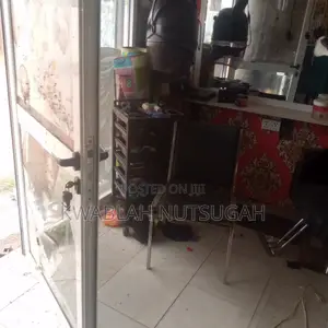 Roadside Container Shop for Rent at Nungua- Barrier