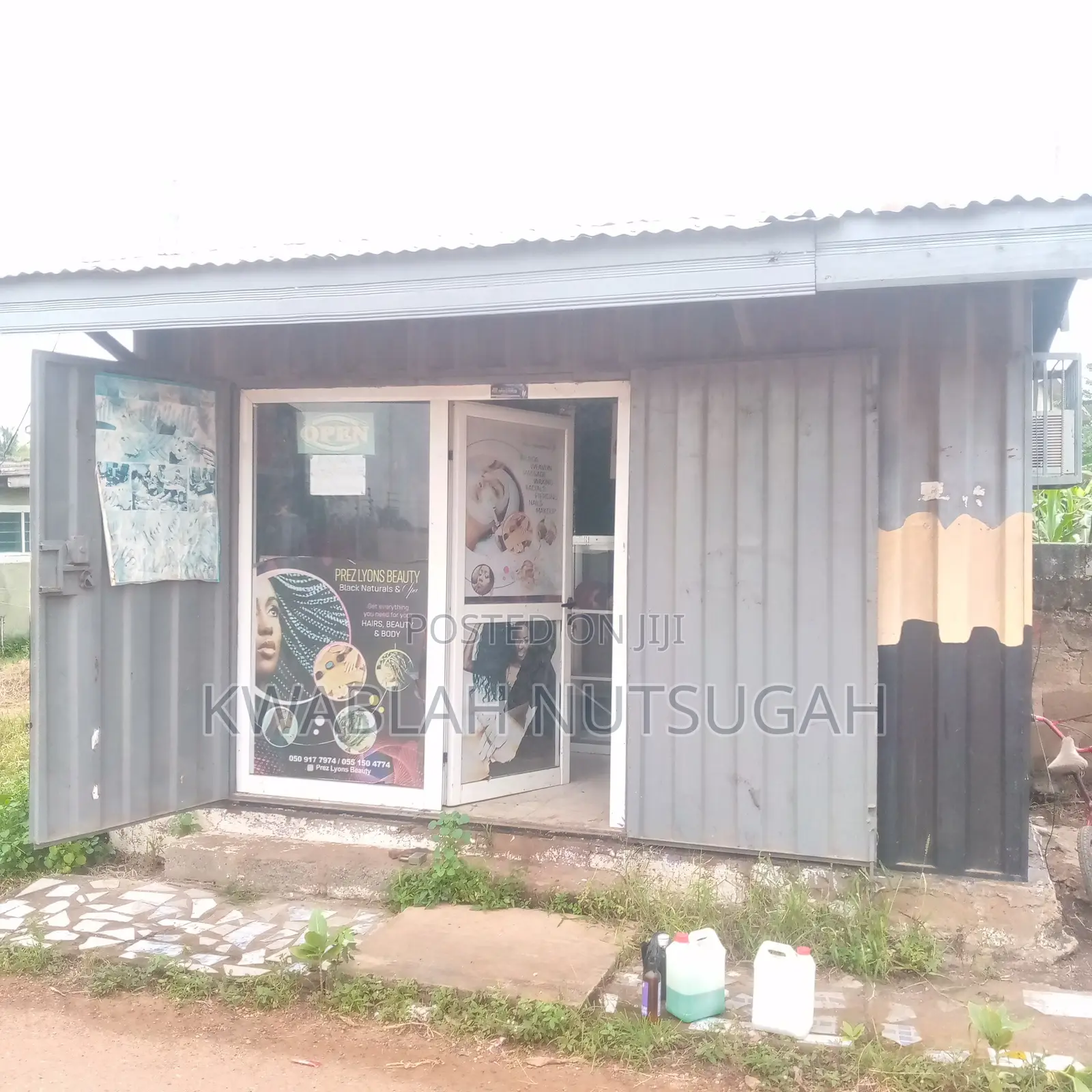 Roadside Container Shop for Rent at Nungua- Barrier