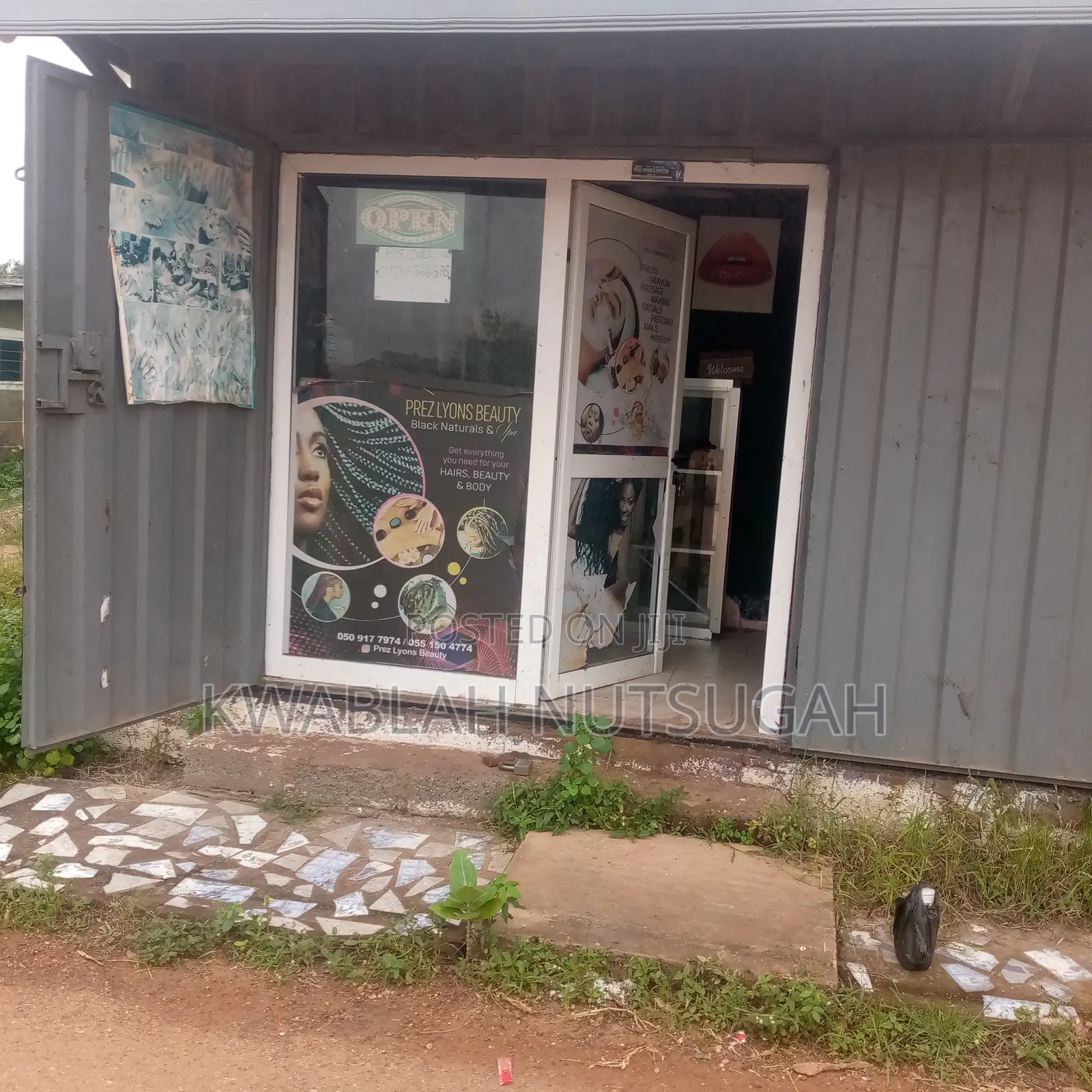 Roadside Container Shop for Rent at Nungua- Barrier