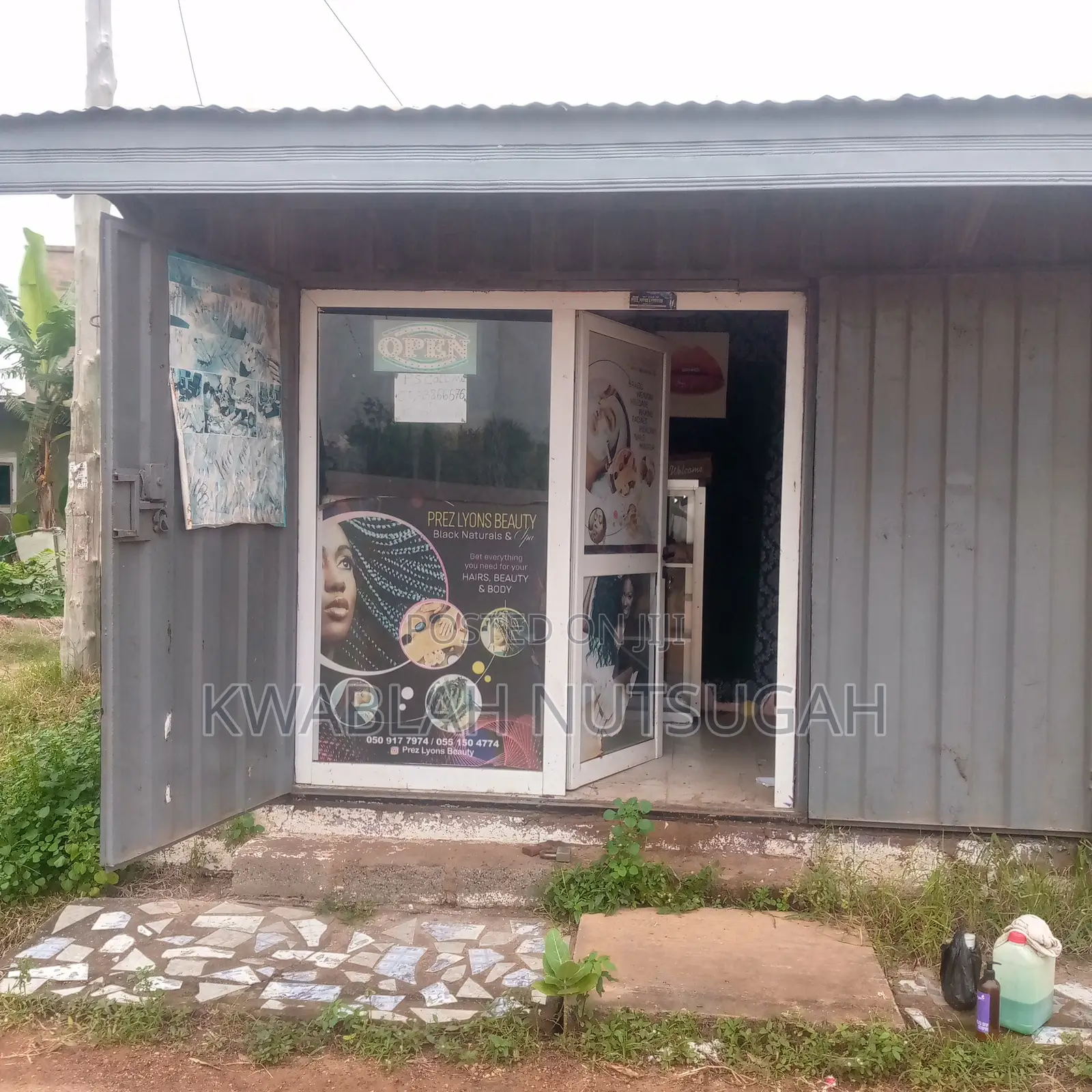 Roadside Container Shop for Rent at Nungua- Barrier