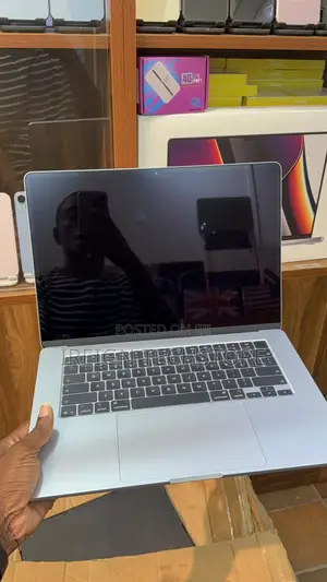 Laptop Apple MacBook Air 2026 M5 24GB Apple M5 SSD 1T