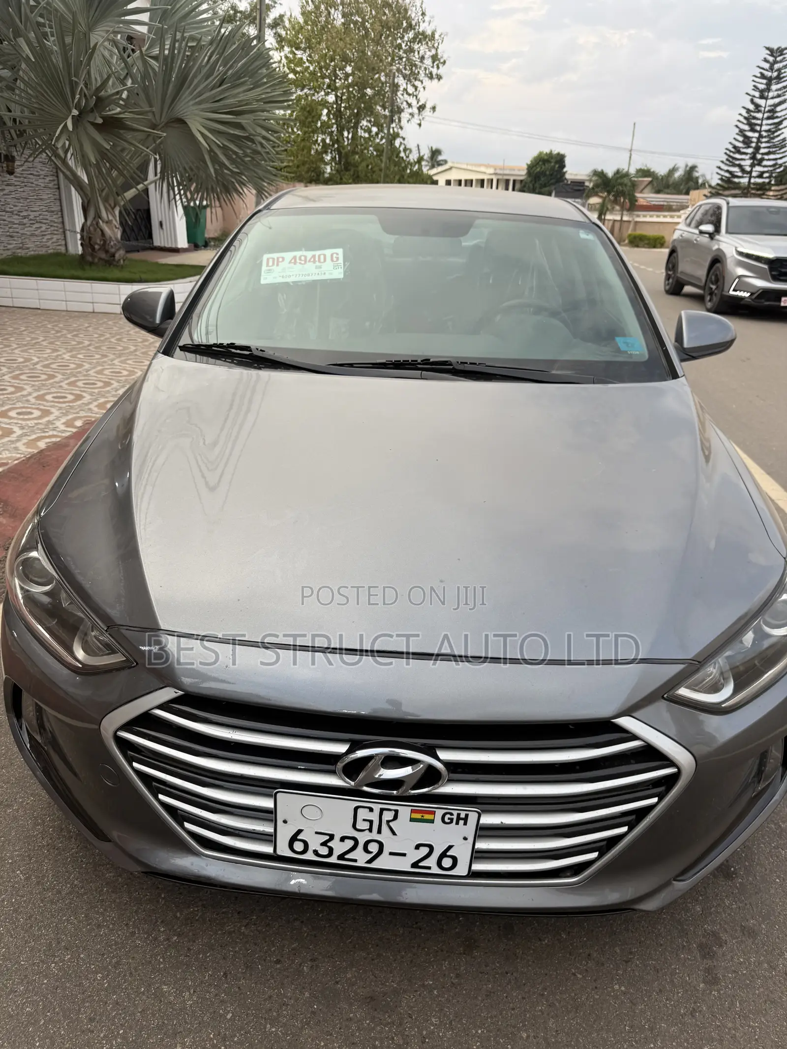 Hyundai Elantra SE Sedan FWD (2.0L 4cyl 6M) 2017 Gray