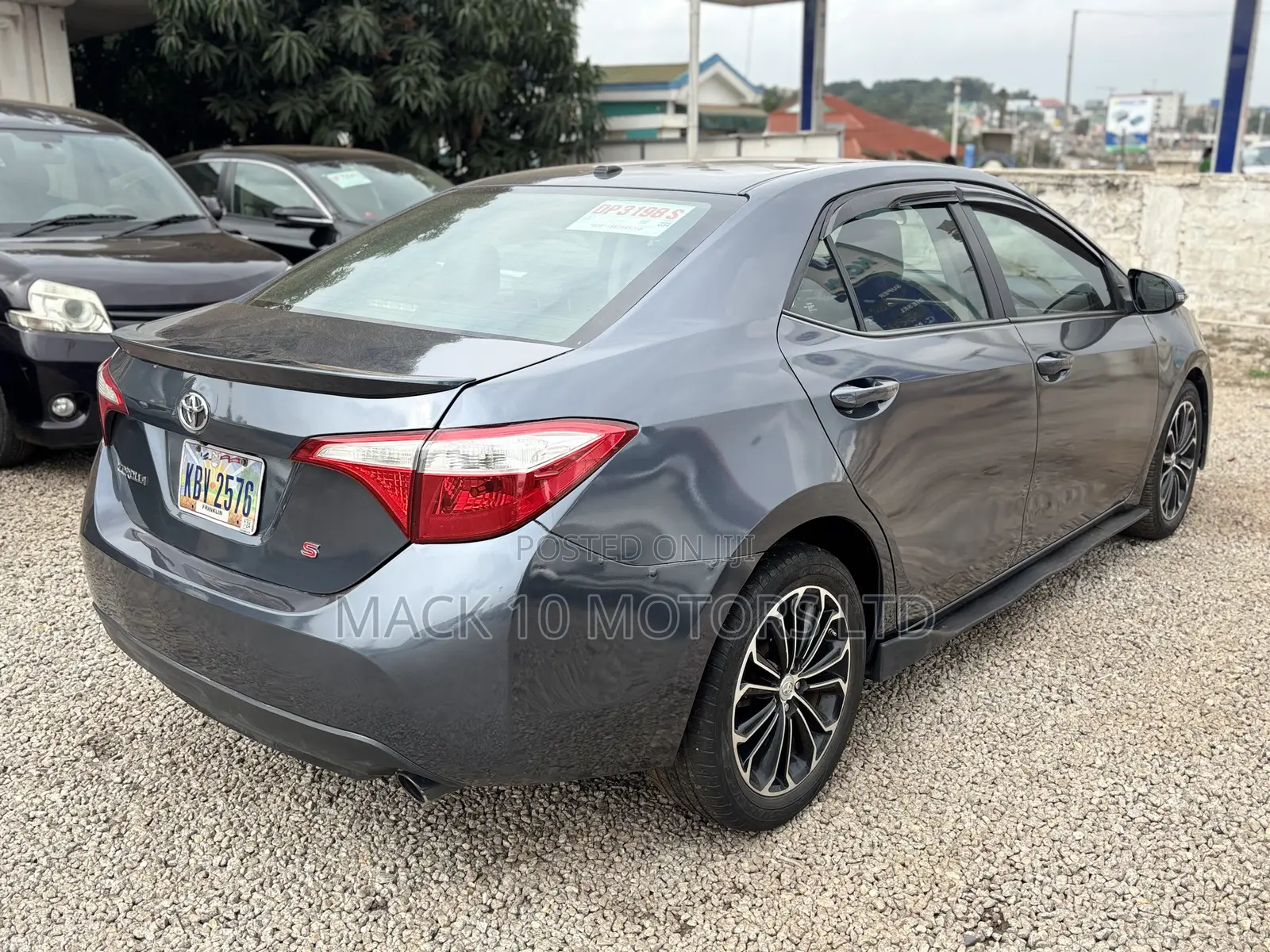 Toyota Corolla S 4dr Sedan (1.8L 4cyl CVT) 2015 Gray