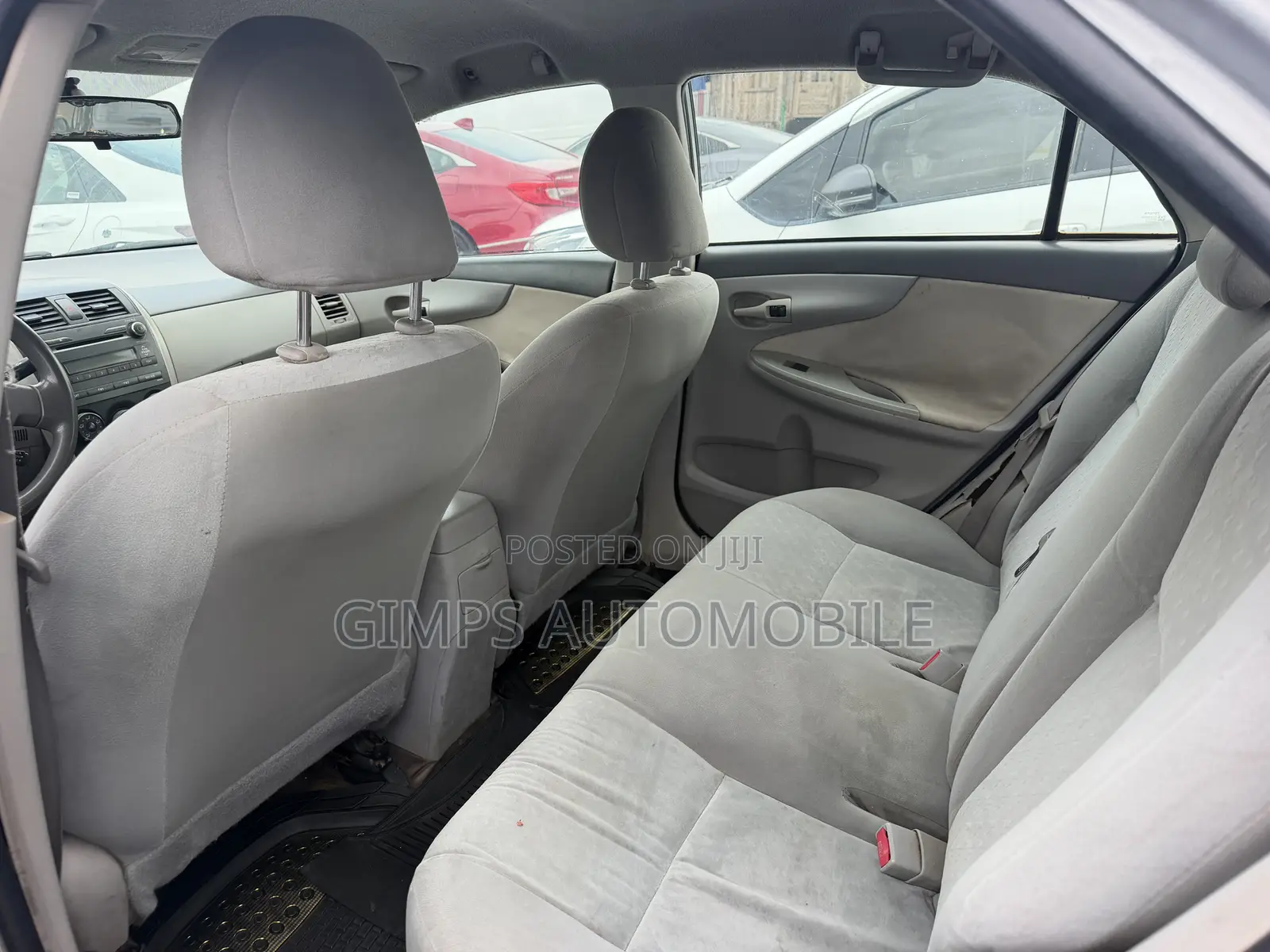 Toyota Corolla 2010 Silver