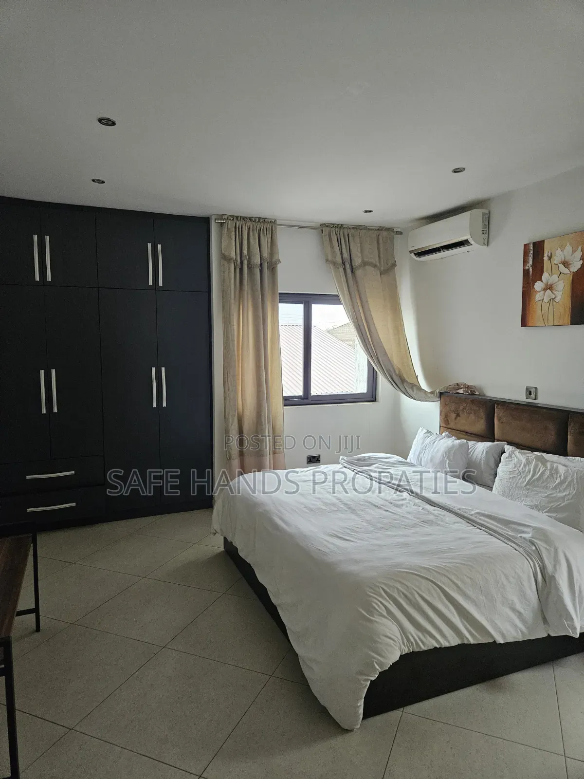 Furnished 5bdrm House in Accra Metropolitan for sale