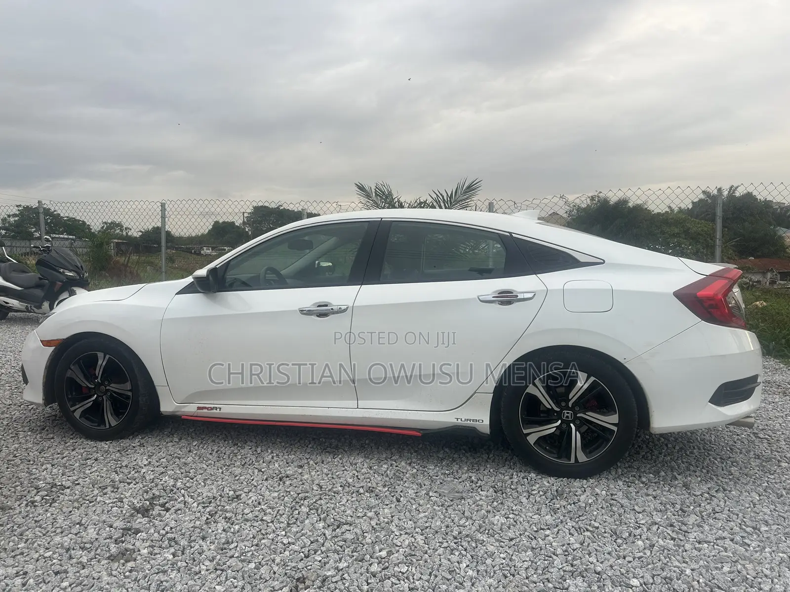 Honda Civic Touring 2dr Coupe (1.5L 4cyl) 2016 White