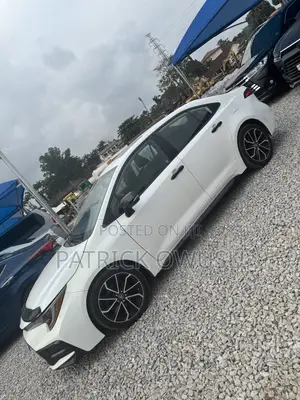 Toyota Corolla 2021 White