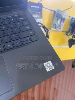 Laptop Dell Latitude 7410 8GB Intel Core i5 SSHD (Hybrid) 256GB