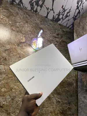 Laptop Samsung Galaxy Book 2 8GB Intel Core i5 SSD 256GB