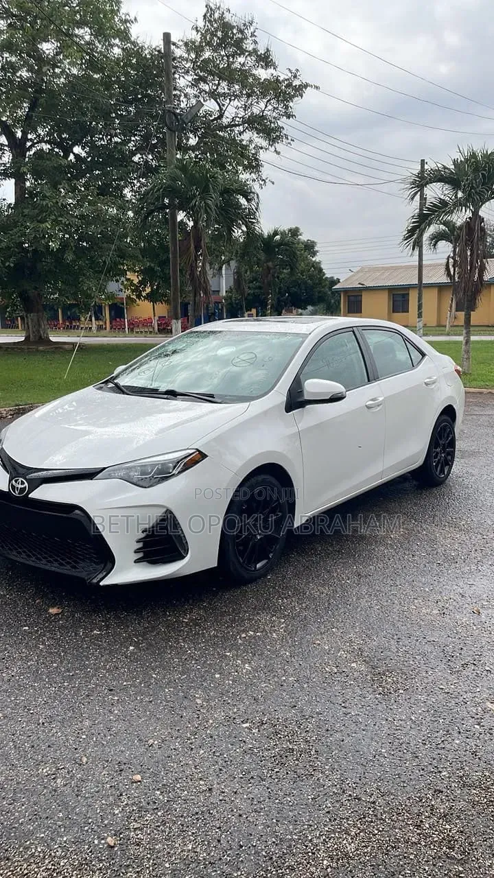 Toyota Corolla 2016 White
