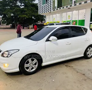 Hyundai i30 1.6 2011 White