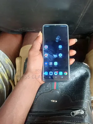 Infinix Hot 8 32 GB Purple
