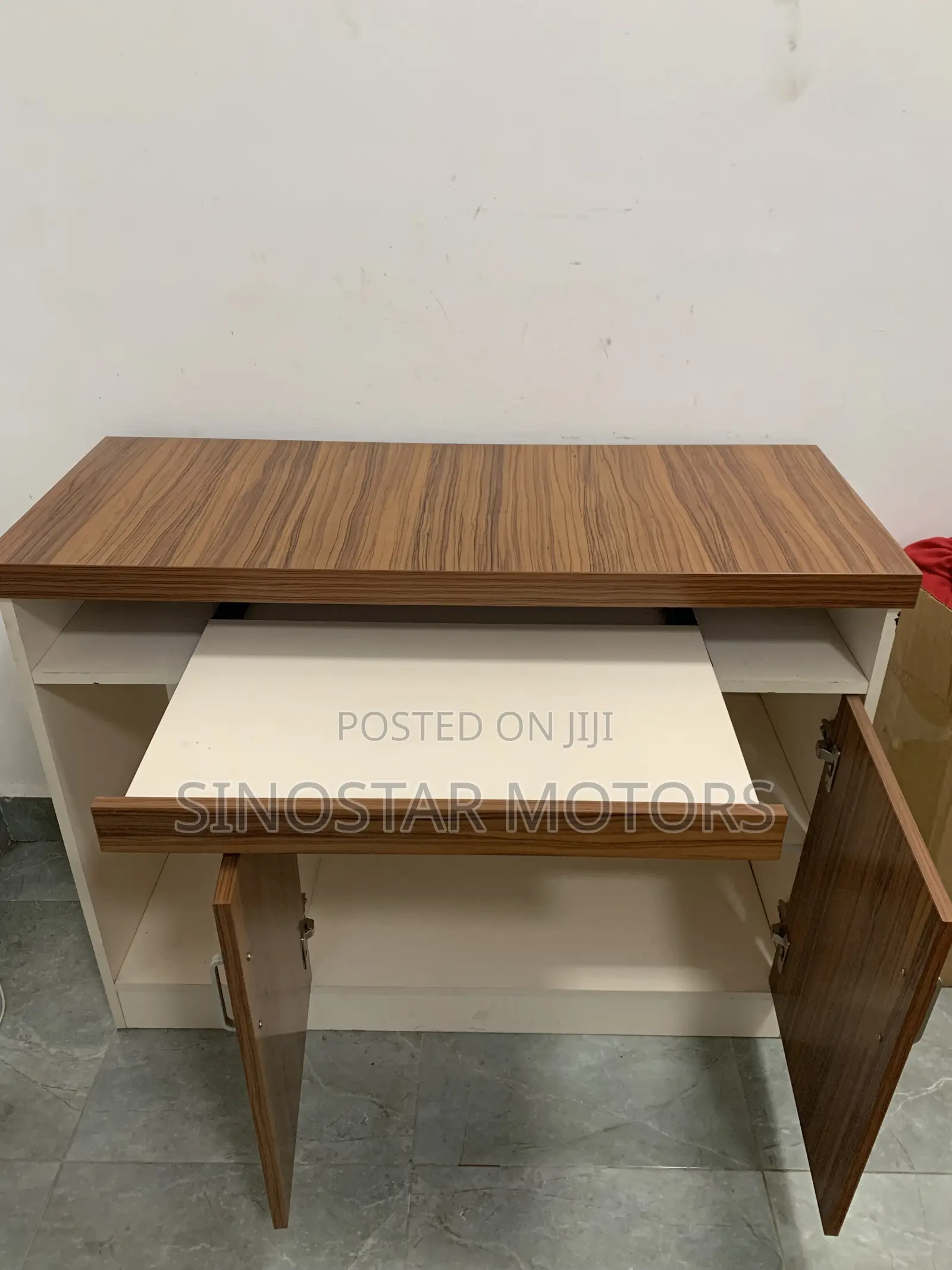 Office Furniture Joint Sale 6 Items.