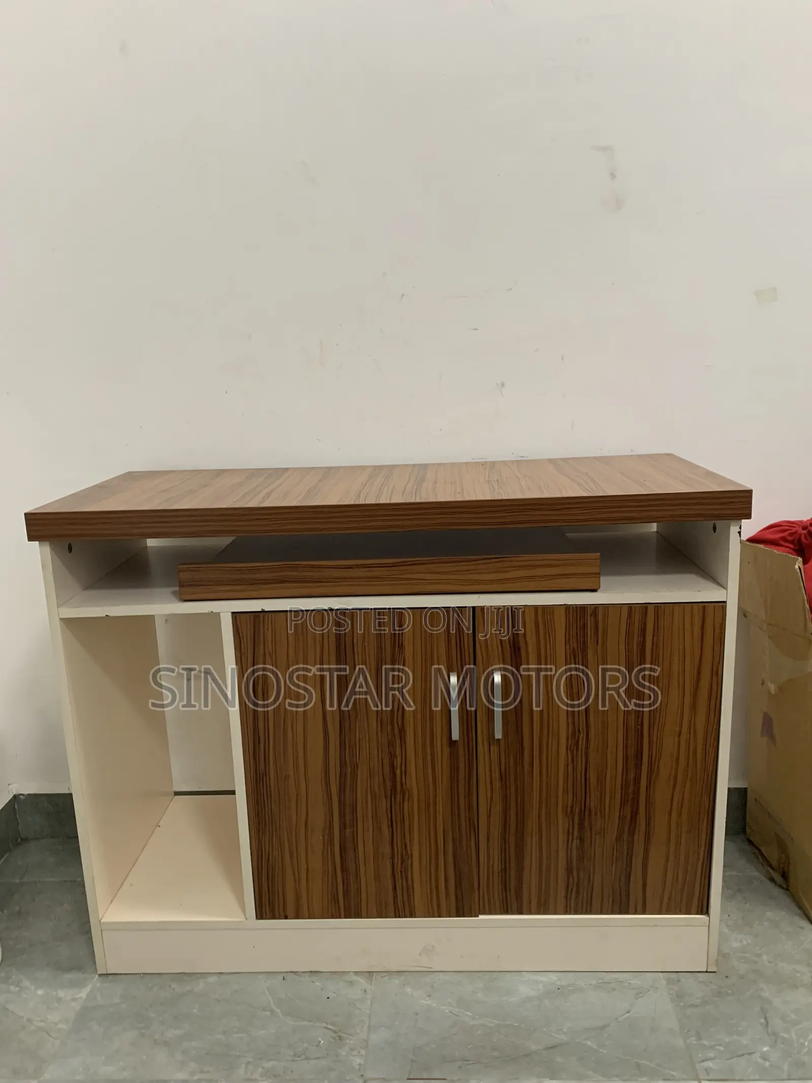 Office Furniture Joint Sale 6 Items.