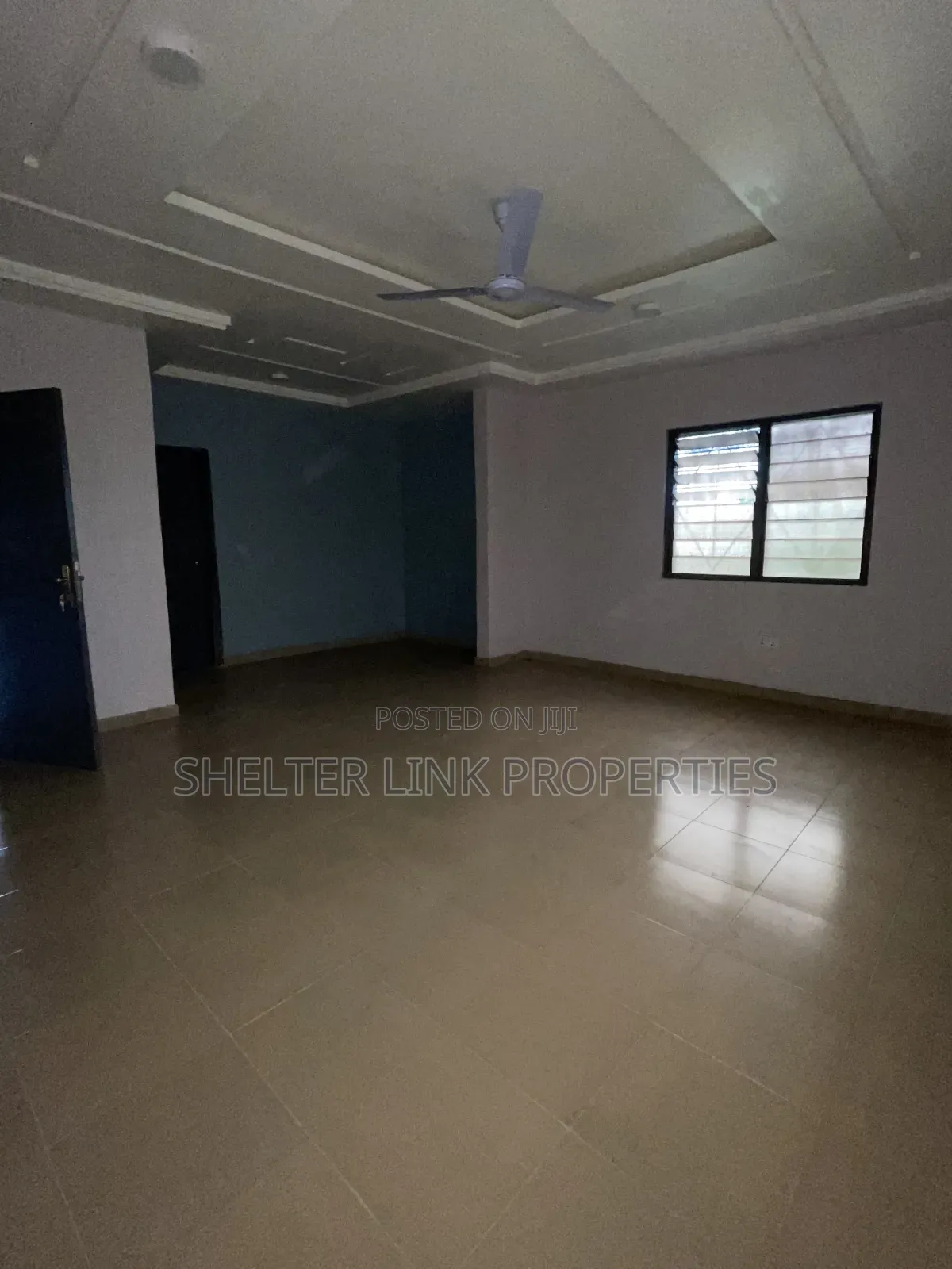 2bdrm Apartment in Dansoman, Round About for rent
