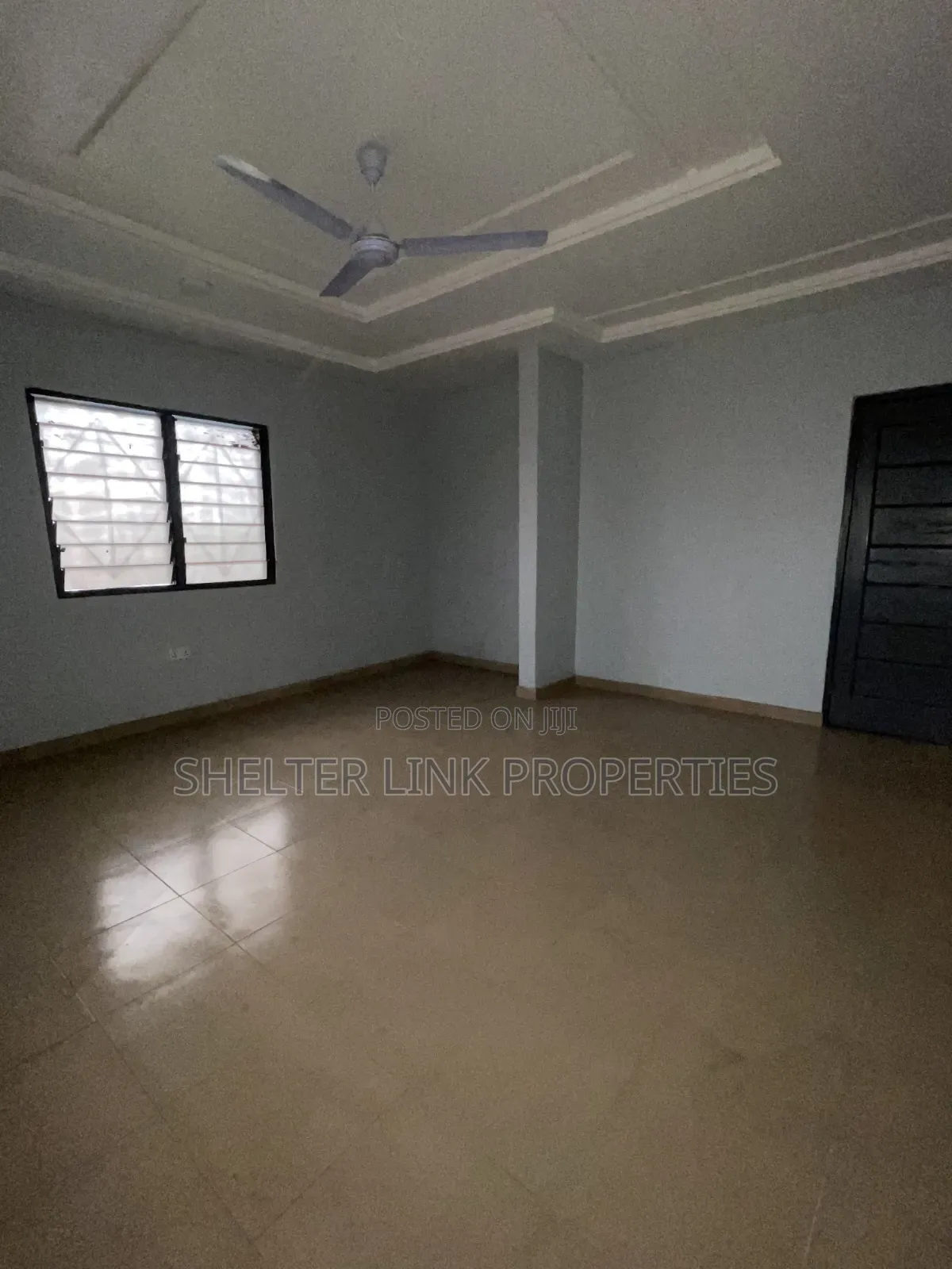2bdrm Apartment in Dansoman, Round About for rent