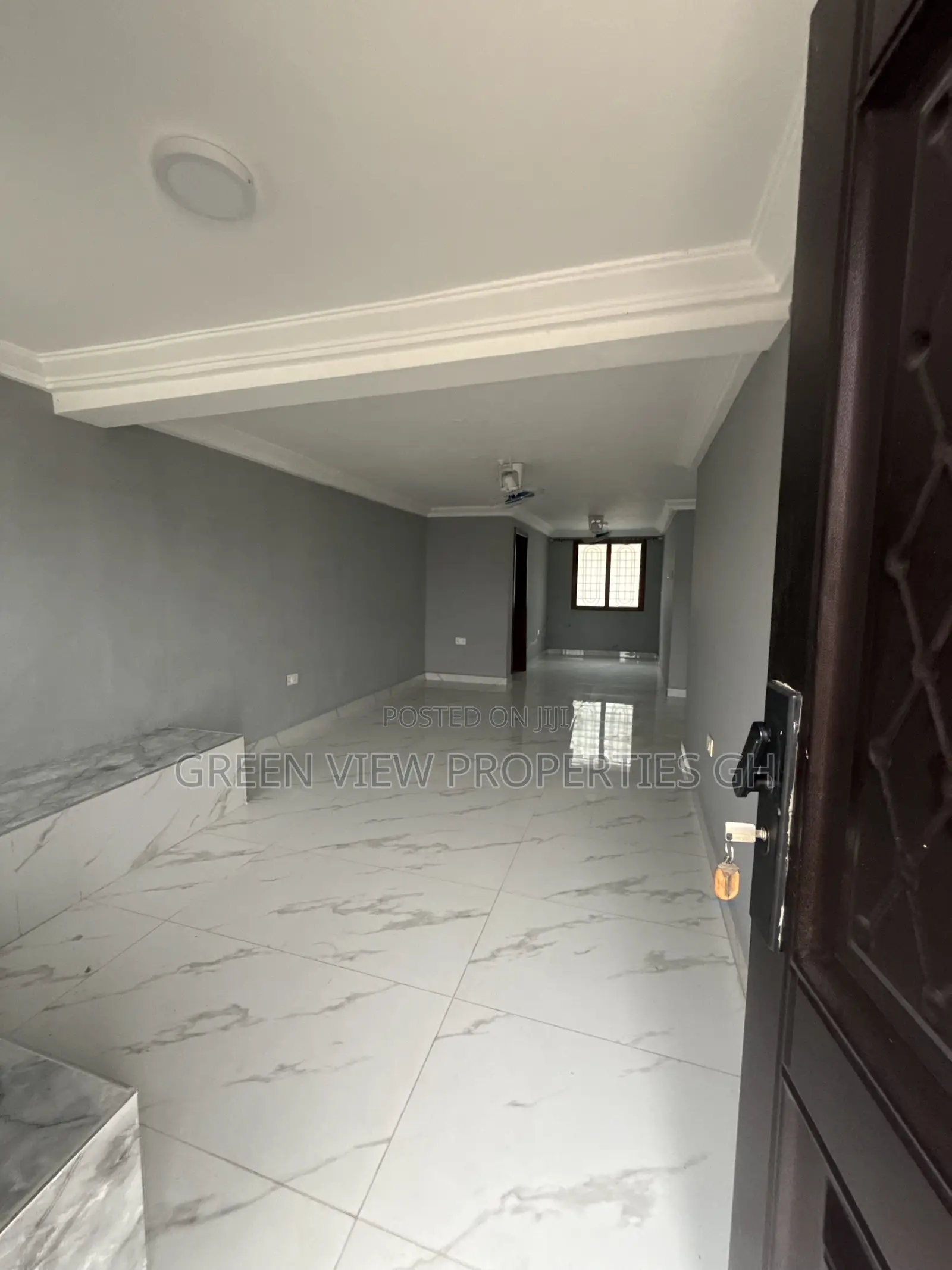 2bdrm Apartment in West Hills Mall Area for rent