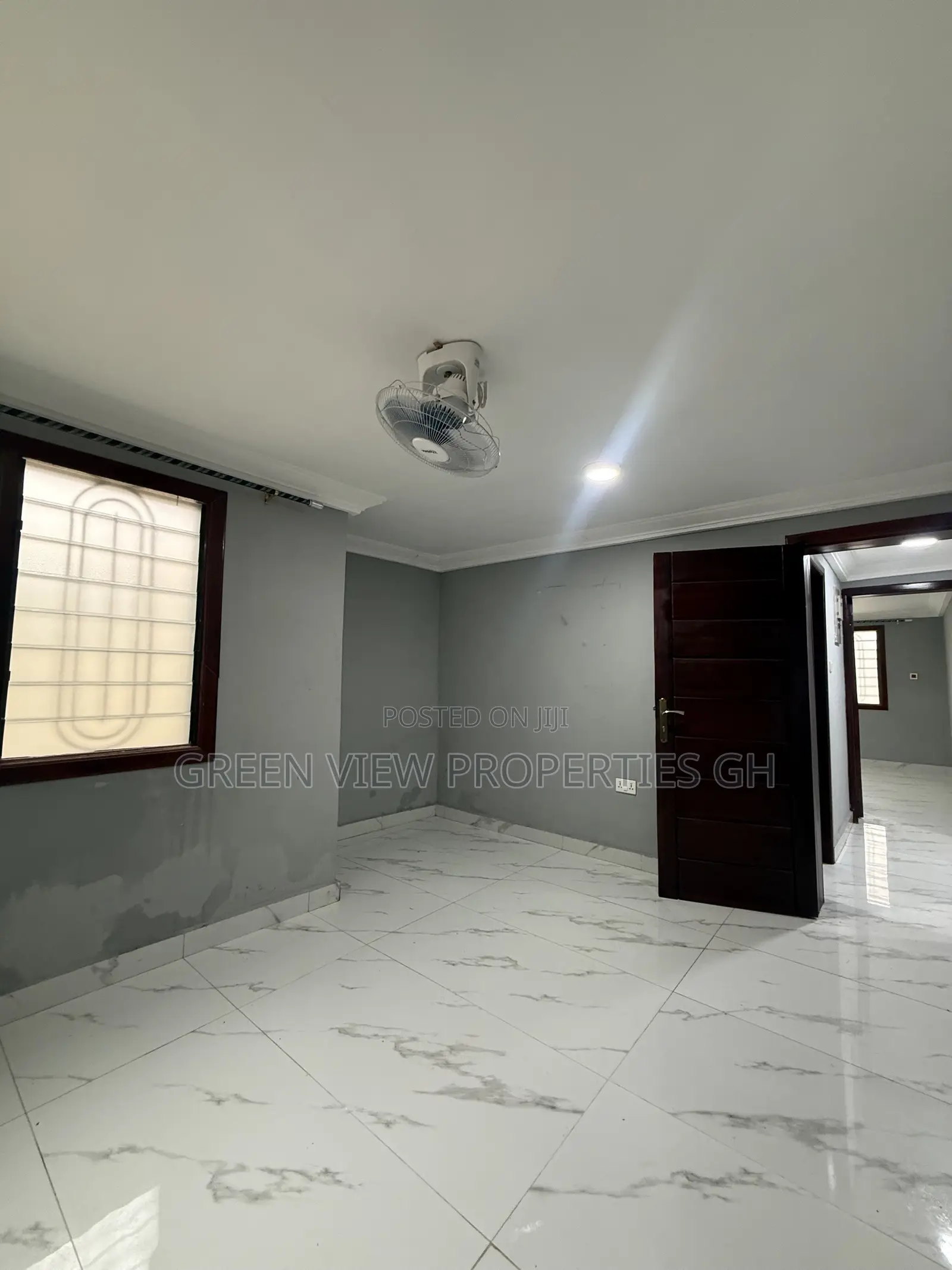 2bdrm Apartment in West Hills Mall Area for rent