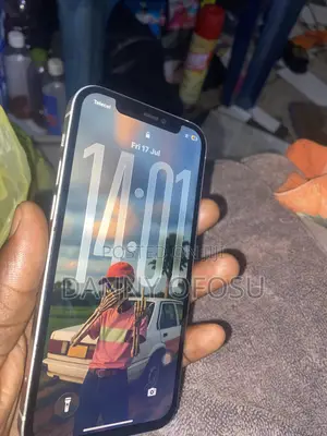 Apple iPhone 12 64 GB White