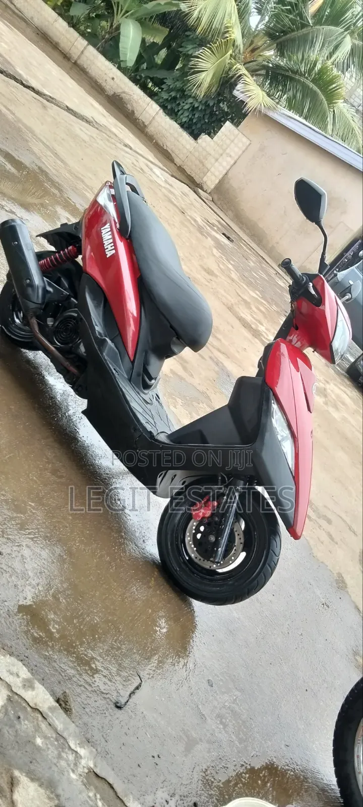 Yamaha 2018 Red