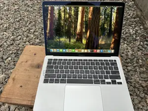 Laptop Apple MacBook Air 2020 8GB Intel Core i5 SSD 256GB