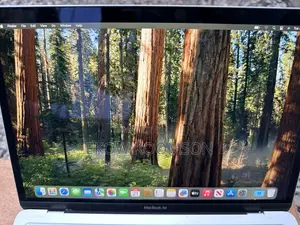 Laptop Apple MacBook Air 2020 8GB Intel Core i5 SSD 256GB