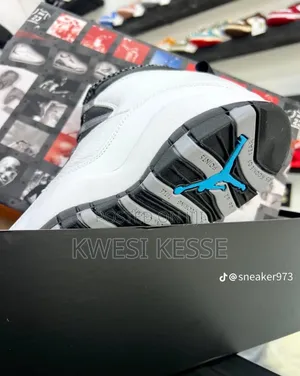 Air Jordan 23