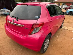 Toyota Vitz 1.3 FWD 5dr 2012 Pink
