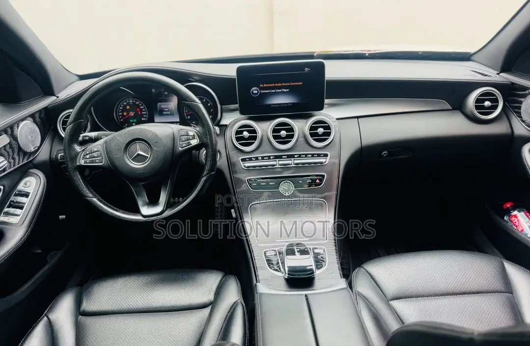 Mercedes-Benz C300 2017 Black